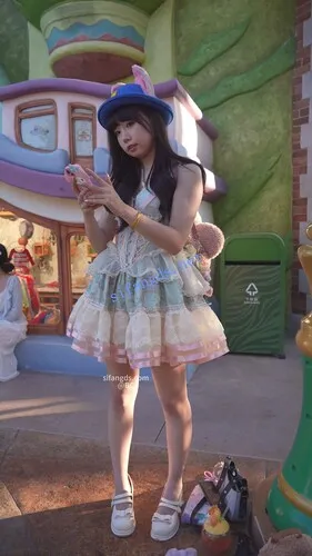 图片[1]深夜宿舍-仓鼠控的第二选择【无在线播放】(BC-AA-593)蕾丝裙美女多次看镜头..微透内前后CD屁股Q弹【1V】【309M】深夜宿舍-仓鼠控的第二选择