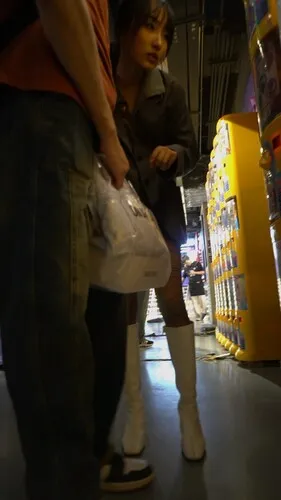 图片[7]深夜宿舍-仓鼠控的第二选择【无在线播放】【WaltzCD】华尔兹2023系列之27黑丝女友骚气外露【1V】【732M】深夜宿舍-仓鼠控的第二选择