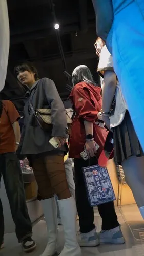 图片[2]深夜宿舍-仓鼠控的第二选择【无在线播放】【WaltzCD】华尔兹2023系列之27黑丝女友骚气外露【1V】【732M】深夜宿舍-仓鼠控的第二选择