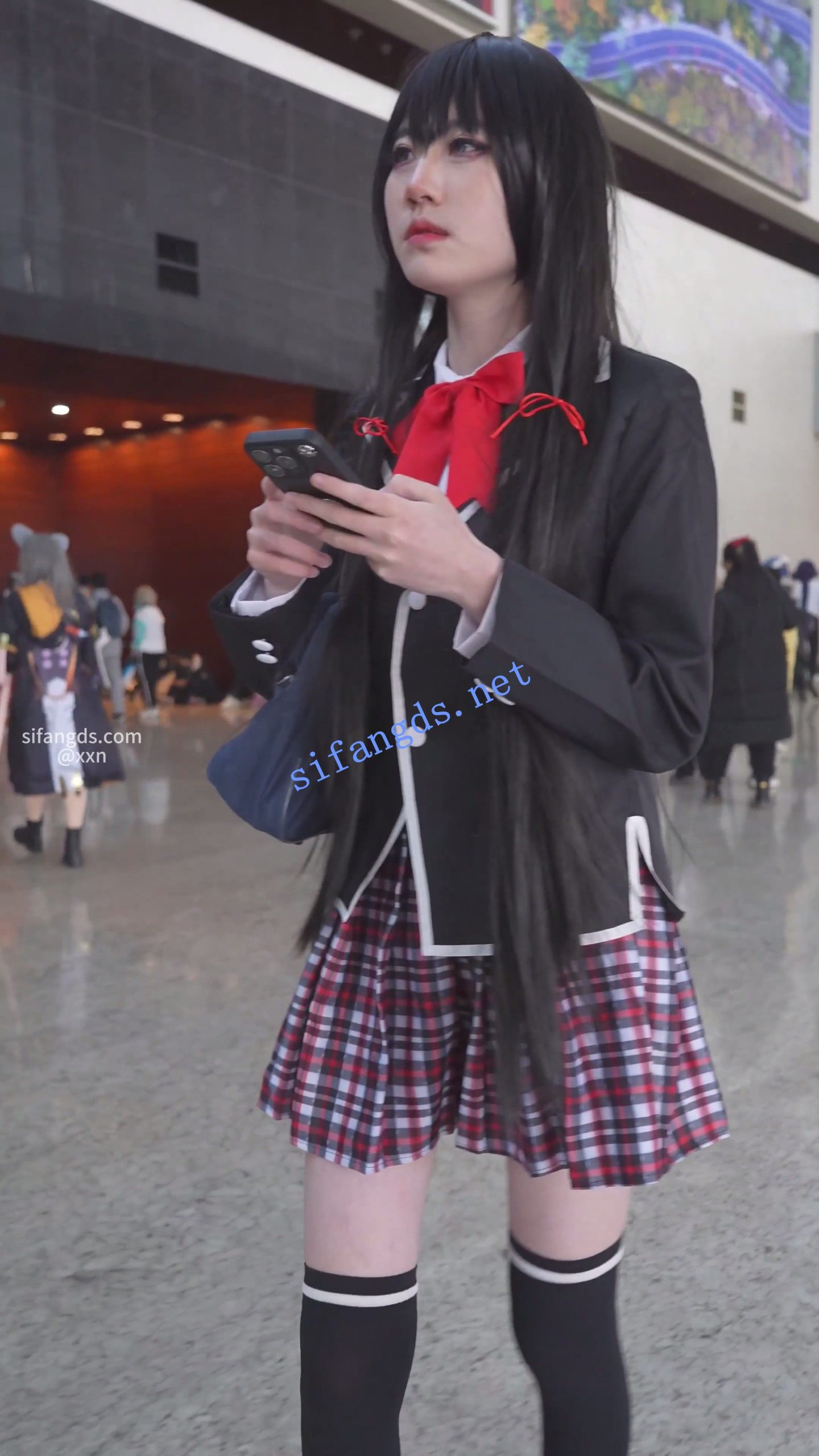 图片[3]深夜宿舍-仓鼠控的第二选择【无在线播放】【xxn-325】一箭双雕两位cos小姐姐..内裤中间尿湿了侧面露毛【1V】【708M】深夜宿舍-仓鼠控的第二选择