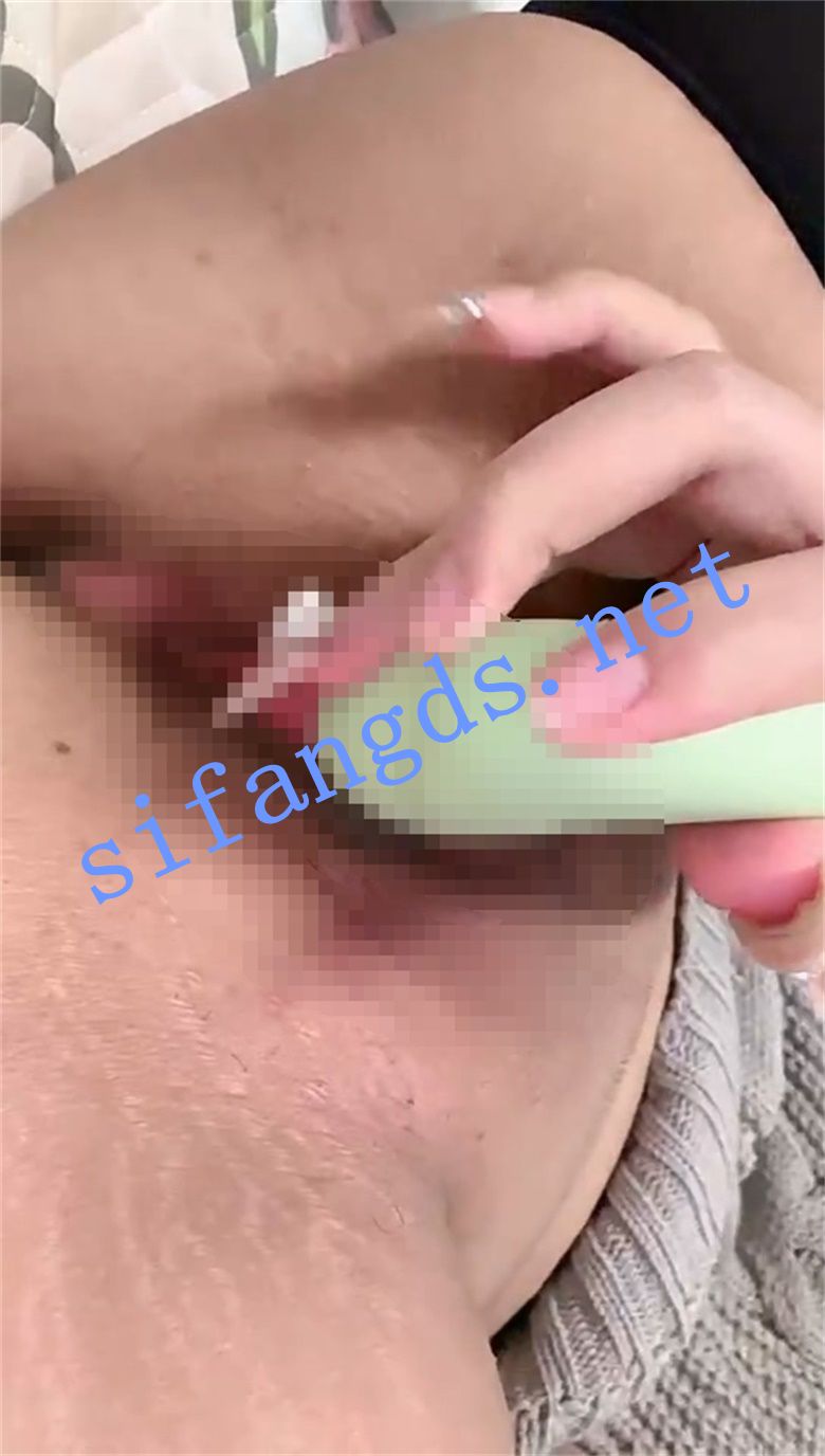 图片[1]深夜宿舍-仓鼠控的第二选择【无在线播放】【B站 芝士妹妹u】大尺度福利视频 露三点 跳蛋自慰【44P16V】【235M】深夜宿舍-仓鼠控的第二选择