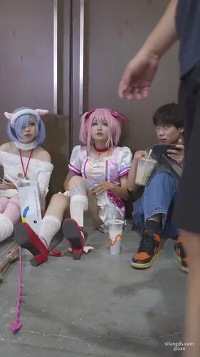 图片[2]深夜宿舍-仓鼠控的第二选择【无在线播放】【xxn-328】魔法少女小圆cos..透明内带翅膀..坐地上走光被CD【1V】【441M】深夜宿舍-仓鼠控的第二选择