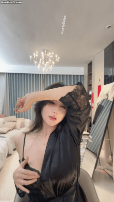 图片[9]深夜宿舍-仓鼠控的第二选择【无在线播放】【抖音 L.露】丰满巨乳女神 顶级少妇 性感睡衣 极限骚舞【1V】【1.12G】深夜宿舍-仓鼠控的第二选择