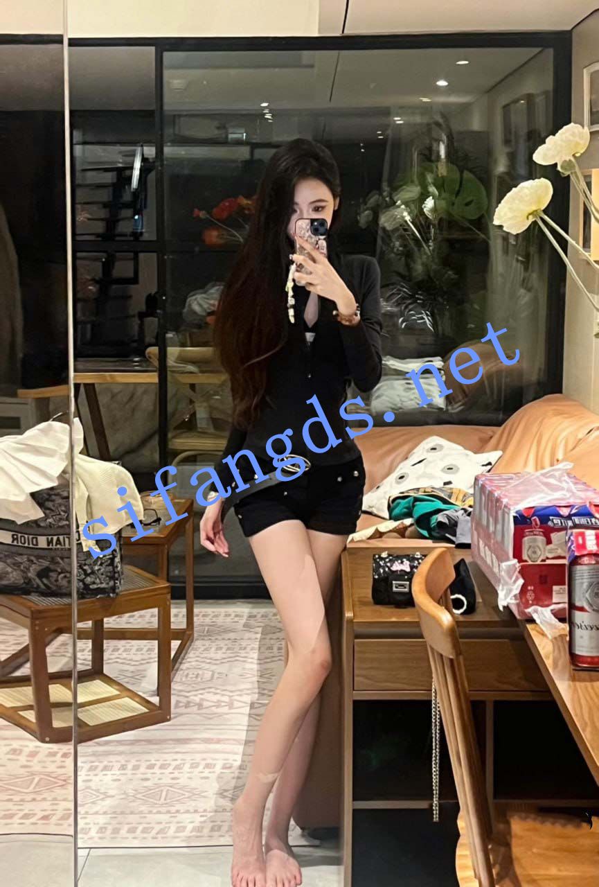 图片[4]深夜宿舍-仓鼠控的第二选择【无在线播放】抖音 emlly 气质极品女神 骚母狗反差婊 口交 扮狗等【6V】【20.4M】深夜宿舍-仓鼠控的第二选择