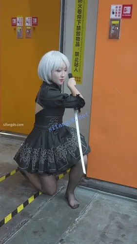 图片[5]深夜宿舍-仓鼠控的第二选择【无在线播放】【xxn-331】白发cos小姐姐穿开裆黑丝..弯腰拿东西内裤贴镜头【1V】【485M】深夜宿舍-仓鼠控的第二选择