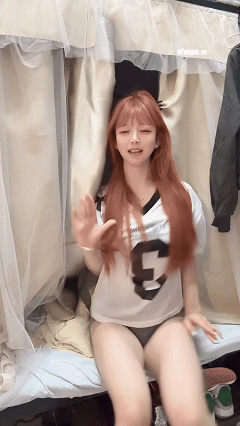 图片[31]深夜宿舍-仓鼠控的第二选择【无在线播放】抖音123W粉主播 炸炸姐 骚舞福利 瑜伽裤动感摇摆合集【54V】【1.58G】深夜宿舍-仓鼠控的第二选择