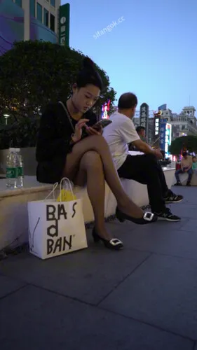 图片[3]深夜宿舍-仓鼠控的第二选择【无在线播放】【WaltzCD】华尔兹2023系列之16黑丝少妇【1V】【1.31G】深夜宿舍-仓鼠控的第二选择