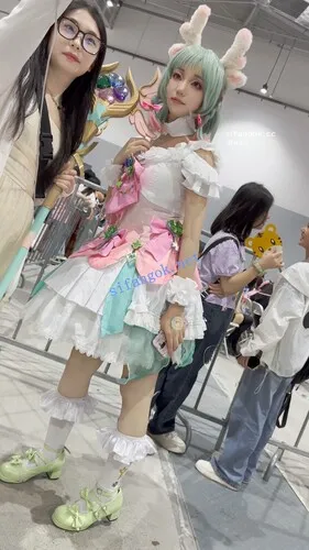 图片[2]深夜宿舍-仓鼠控的第二选择【无在线播放】【KFC】可爱COSER瑶妹独自逛街拍照·白色碎花内内前后低角度CD【1V】【893M】深夜宿舍-仓鼠控的第二选择