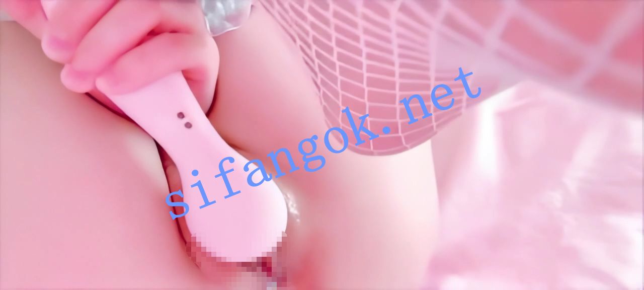 图片[10]深夜宿舍-仓鼠控的第二选择【无在线播放】抖音 嚼嚼者-3 35万粉 童颜巨乳 露点 震动棒自慰 洗澡等【8V】【21.5M】深夜宿舍-仓鼠控的第二选择