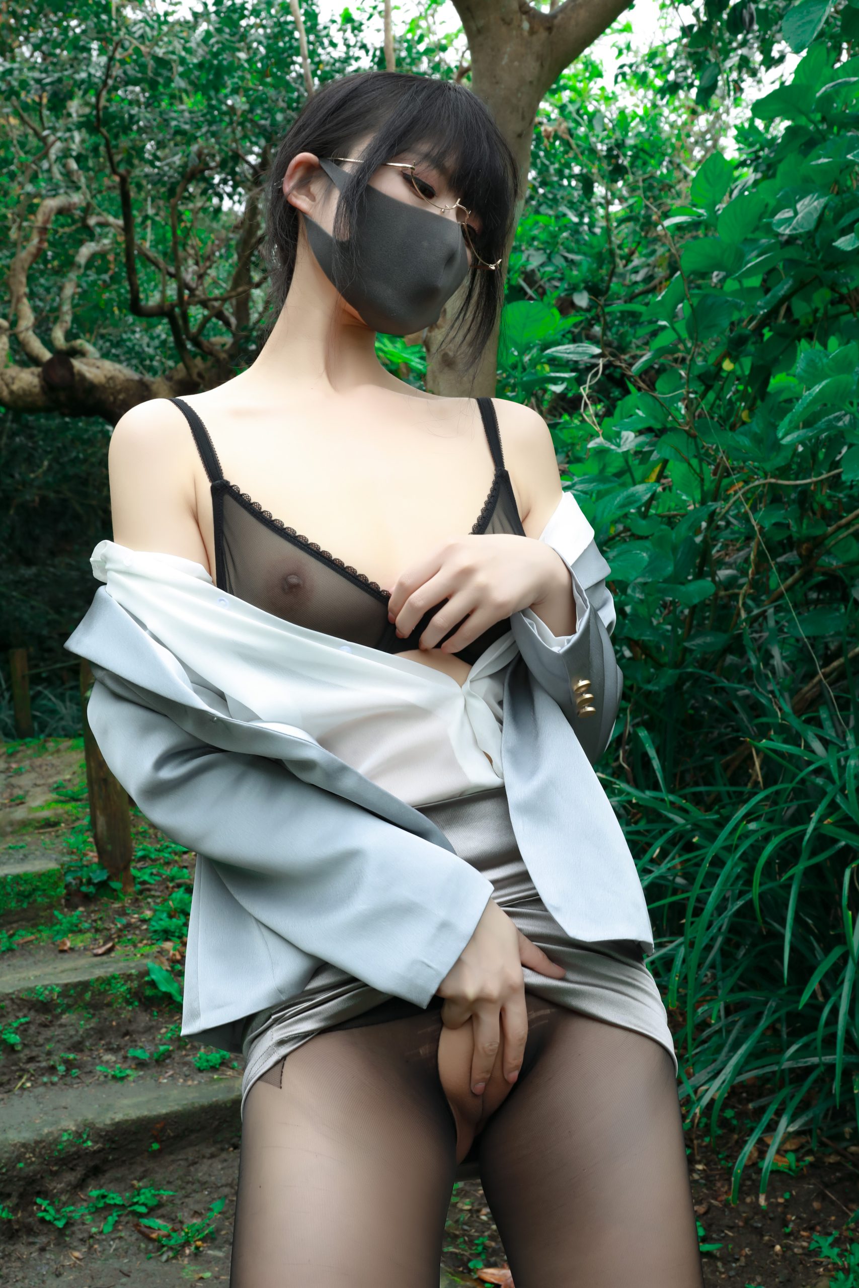 图片[5]深夜宿舍-仓鼠控的第二选择【会员求稿】【无在线播放】✨顶级写真推荐⭐️【国模李佳】JK旗袍制服皮衣齐上阵 户外露出小穴清晰可见【1185P】【4.88G】深夜宿舍-仓鼠控的第二选择