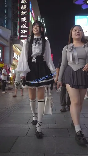 图片[1]深夜宿舍-仓鼠控的第二选择【无在线播放】(BC-AA-608)可爱小姐姐肉色丝袜配白内..逛街围观表演被CD【1V】【430M】深夜宿舍-仓鼠控的第二选择