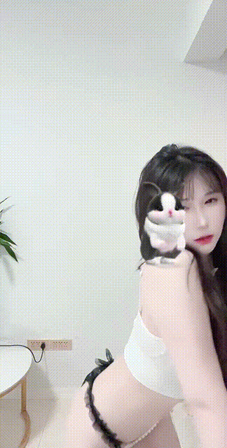 图片[3]深夜宿舍-仓鼠控的第二选择【无在线播放】快手 小熊饱饱-3 顶级颜值巨乳舞蹈主播 口交 露B毛 骚舞【1V】【15.3M】深夜宿舍-仓鼠控的第二选择