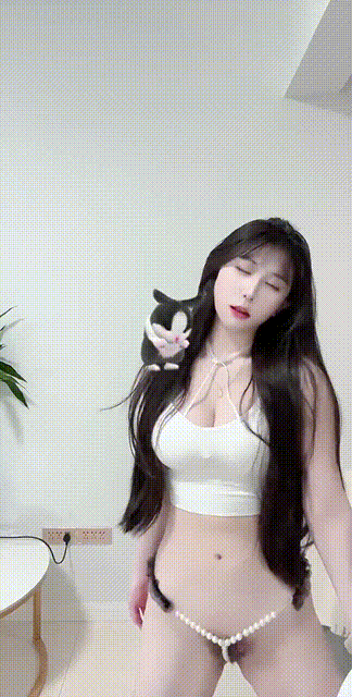 图片[2]深夜宿舍-仓鼠控的第二选择【无在线播放】快手 小熊饱饱-3 顶级颜值巨乳舞蹈主播 口交 露B毛 骚舞【1V】【15.3M】深夜宿舍-仓鼠控的第二选择