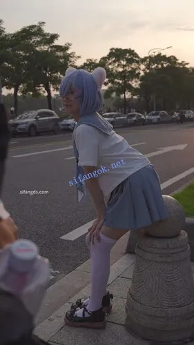 图片[8]深夜宿舍-仓鼠控的第二选择【无在线播放】【xxn-344】制服jk蕾姆小姐姐..多次镜头前弯腰透心凉CD【1V】【700M】深夜宿舍-仓鼠控的第二选择