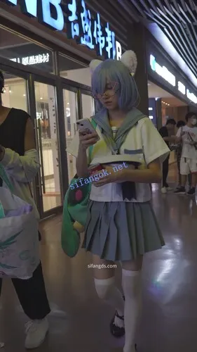 图片[4]深夜宿舍-仓鼠控的第二选择【无在线播放】【xxn-344】制服jk蕾姆小姐姐..多次镜头前弯腰透心凉CD【1V】【700M】深夜宿舍-仓鼠控的第二选择