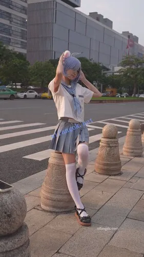 图片[6]深夜宿舍-仓鼠控的第二选择【无在线播放】【xxn-344】制服jk蕾姆小姐姐..多次镜头前弯腰透心凉CD【1V】【700M】深夜宿舍-仓鼠控的第二选择