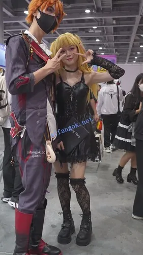 图片[8]深夜宿舍-仓鼠控的第二选择【无在线播放】【xxn-335】外纯内骚金发吊带裙cos..窄内湿了两侧大量露毛【1V】【811M】深夜宿舍-仓鼠控的第二选择