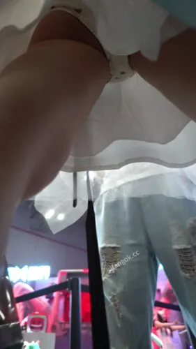 图片[3]深夜宿舍-仓鼠控的第二选择【无在线播放】【WaltzCD】华尔兹2024系列之08展台礼仪小姐【1V】【666M】深夜宿舍-仓鼠控的第二选择