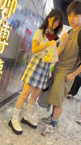 图片[15]深夜宿舍-仓鼠控的第二选择【无在线播放】【KFC】JK萝莉和男友吵架·一直闷闷不乐·趁机CD看她无痕白内【1V】【1.01G】深夜宿舍-仓鼠控的第二选择