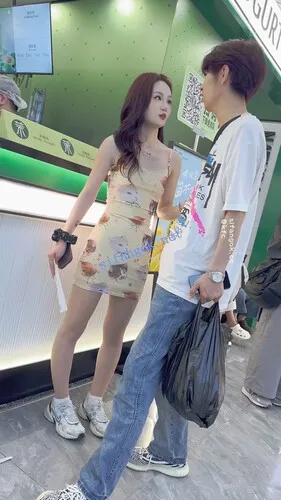 图片[11]深夜宿舍-仓鼠控的第二选择【无在线播放】【KFC】极品靓女和男友撒娇·吊带包臀裙·白内穿在肉丝外够骚【1V】【536M】深夜宿舍-仓鼠控的第二选择