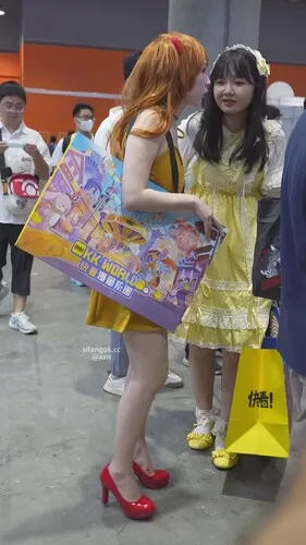 图片[3]深夜宿舍-仓鼠控的第二选择【无在线播放】【xxn-338】明日香小姐姐低胸裙露半个球..开裆打底裤露白内【1V】【1.08G】深夜宿舍-仓鼠控的第二选择